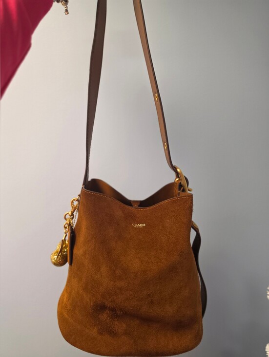 Coach Handbags - Coach Bleeker Bucket Bag